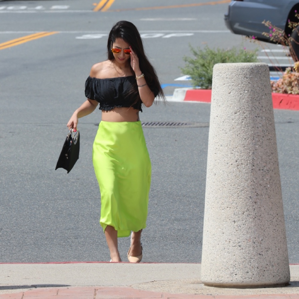 Perfect silk skirt/top - Picture 2 of 3